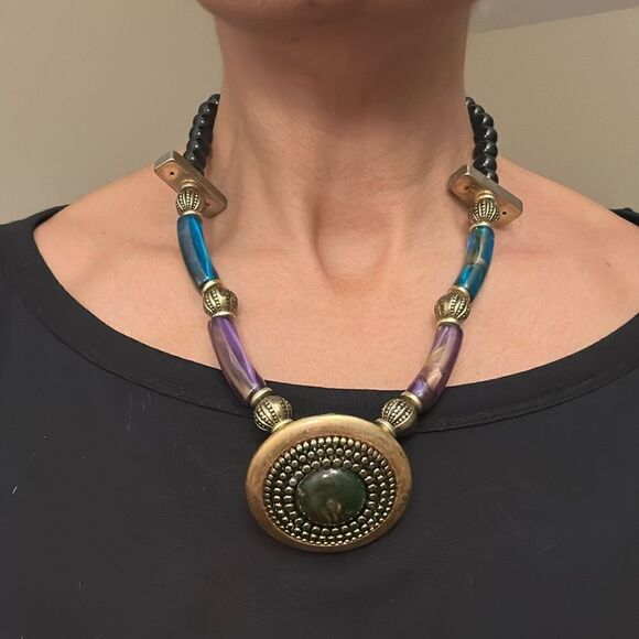 Funky Vintage Pendant Necklace - Picture 1 of 4